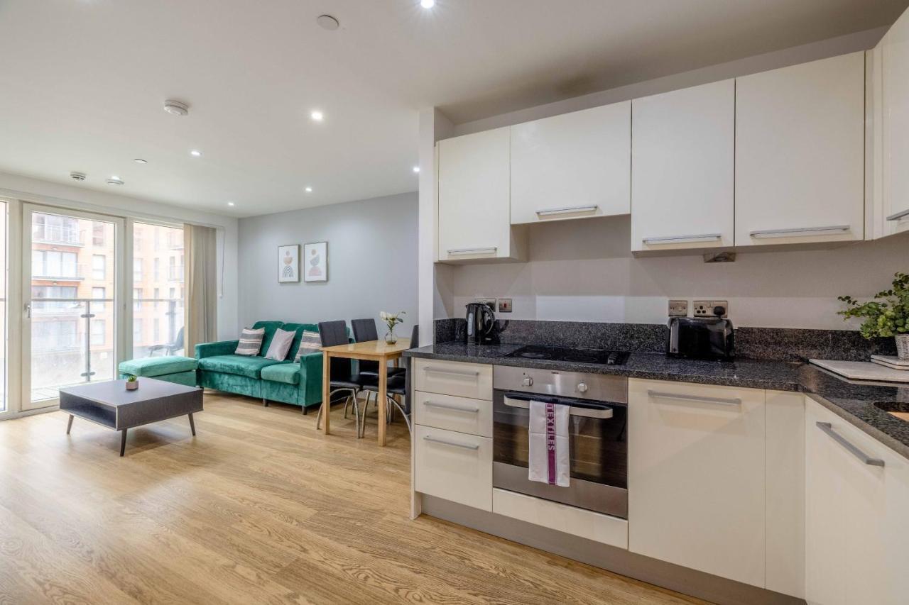 2 Bed At Slough Station & Parking - London In 20 Mins公寓 外观 照片